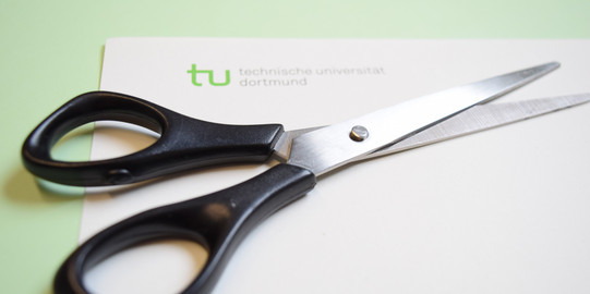 Foto Schere Schere auf Blatt